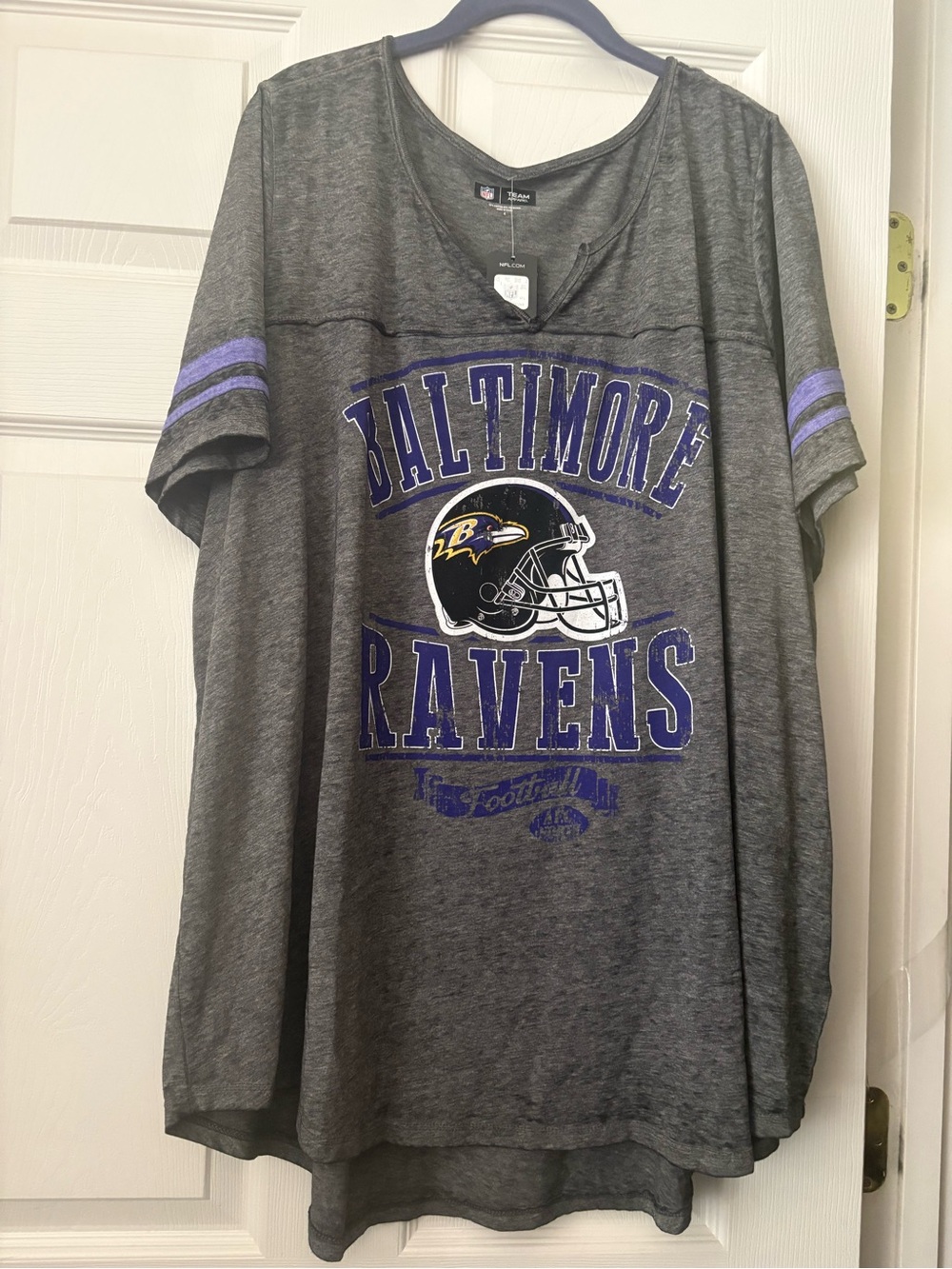 Torrid heather black and purple Baltimore Ravens NFL women’s Tee Sz 4X NWT